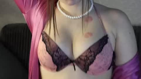 Babyhotgirlq online show from February 14, 2:09 pm