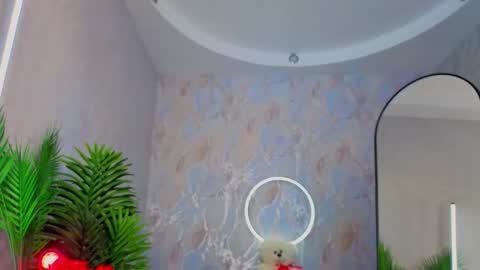 Sophia online show from March 8, 3:21 am