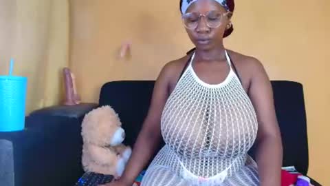 babyluciax online show from May 24, 2:01 pm