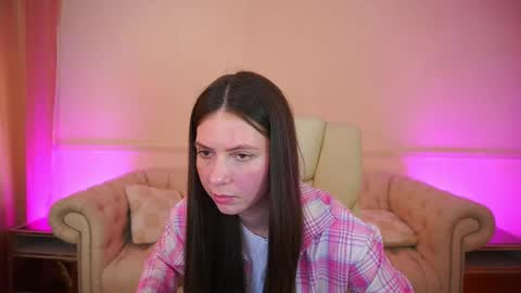 Lady Vi online show from April 6, 12:50 pm