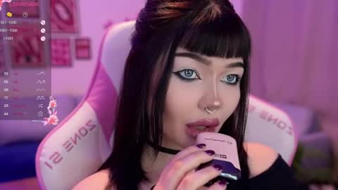 Nika online show from June 8, 9:49 pm
