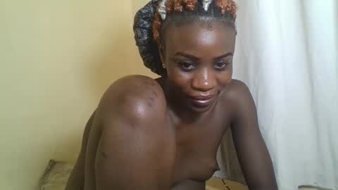 Snapshot of babyrozillah chatting on March 7, 4:23 am PRISCILLAH online show from March 7, 4:23 am