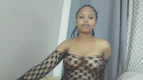 Snapshot of babyy_fface25 chatting on October 6, 10:27 pm babyy_fface25 online show from October 6, 10:27 pm