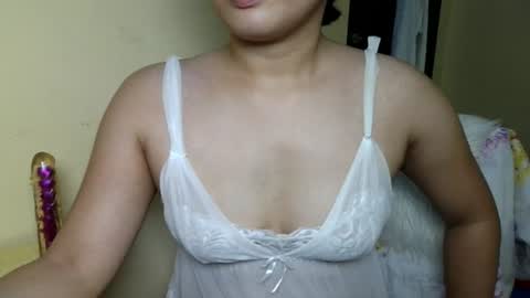 babyyolly online show from June 29, 3:03 am