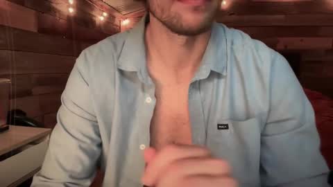 Leo online show from December 3, 9:59 pm