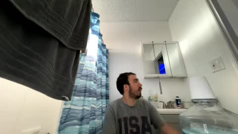 Badboyzach2121 online show from August 5, 12:18 am