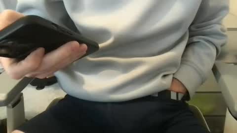 Snapshot of baddersguy13 chatting on September 17, 10:30 am baddersguy13 online show from September 17, 10:30 am