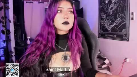        Please help me to reach 100 thumbs up online show from March 28, 9:05 pm