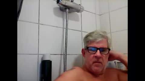 baggelina75 online show from December 5, 5:55 pm