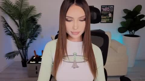 Baklajan online show from April 4, 9:11 pm