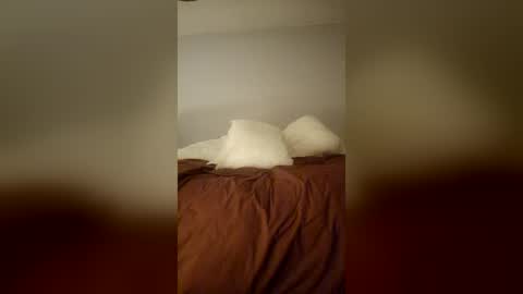 bakumba_ online show from August 2, 3:52 am