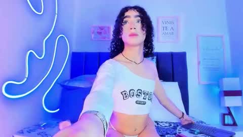 Snapshot of ballesteros_ chatting on October 19, 9:03 am ballesteros_ online show from October 19, 9:03 am