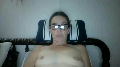 Snapshot of bamacpl80 chatting on October 20, 1:21 am bamacpl80 online show from October 20, 1:21 am