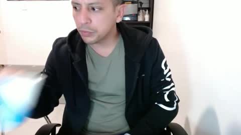 YOANDRES online show from January 25, 11:55 am