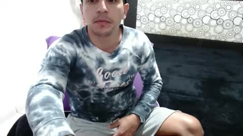 YOANDRES online show from February 12, 10:35 am