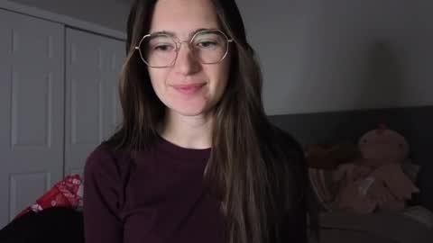 bambifarrina online show from November 4, 2:24 am