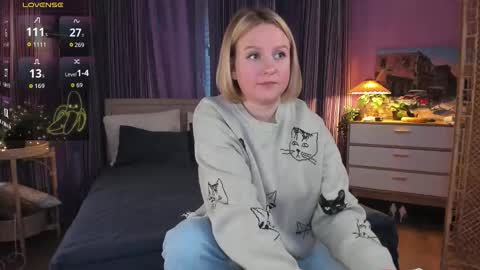 Allie online show from February 23, 12:51 pm