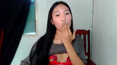 baninay810654 online show from May 31, 10:33 pm