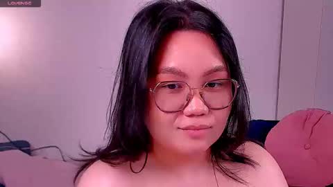 Barbie Kim online show from March 8, 2:15 am