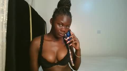 queen online show from September 13, 10:50 am