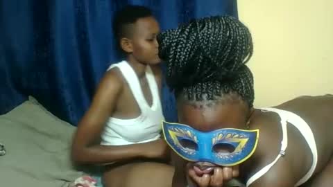 Snapshot of barbies_girles chatting on September 22, 9:52 pm barbies_girles online show from September 22, 9:52 pm