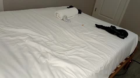 barniemay online show from January 7, 12:45 am