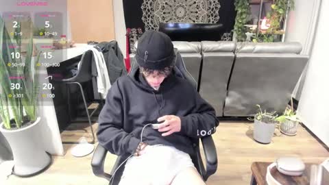 ryan online show from December 2, 12:23 am