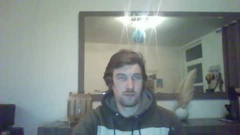 Snapshot of basteleus1 chatting on February 19, 9:36 pm basteleus1 online show from February 19, 9:36 pm