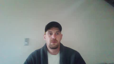 Snapshot of basteleus1 chatting on February 25, 8:03 am basteleus1 online show from February 25, 8:03 am