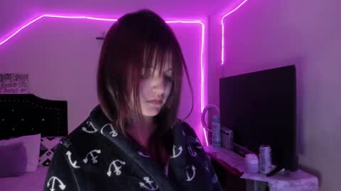  . 111 online show from December 24, 4:55 am