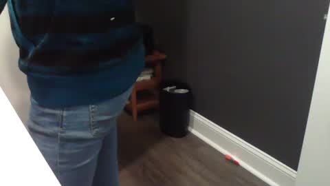 battlewolfxx online show from February 23, 4:17 am