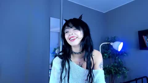 BAYONETTA DOLL  online show from January 7, 1:05 pm