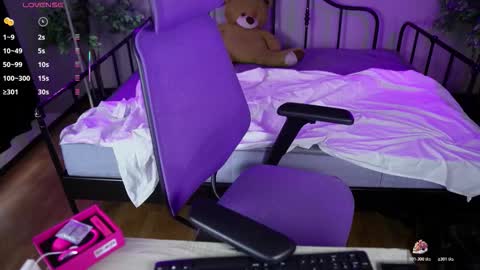 BAYONETTA DOLL  online show from November 11, 9:17 pm