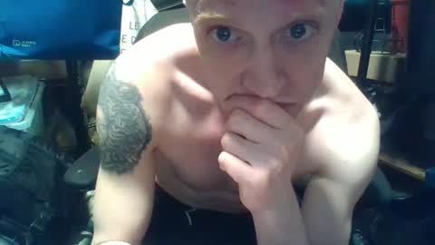 ...Xtfer online show from December 14, 5:51 am