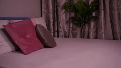 bb_pls online show from October 24, 9:48 pm