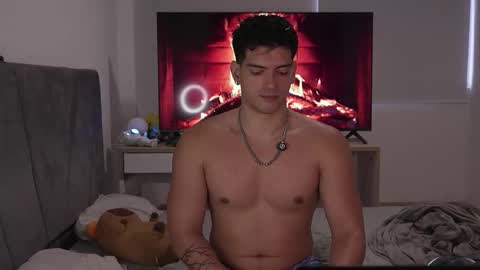 Valentino online show from March 10, 9:18 pm