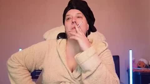 Love online show from January 15, 10:40 pm