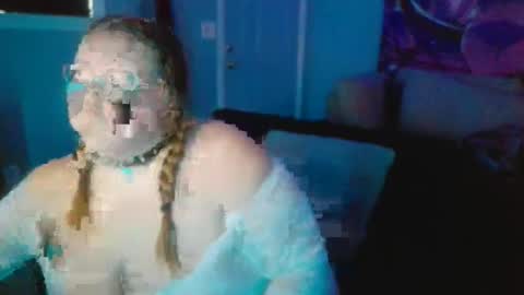 Snapshot of bbwgamergirl93 chatting on September 21, 8:46 pm bbwgamergirl93 online show from September 21, 8:46 pm