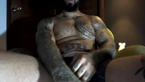 Snapshot of bby044 chatting on February 20, 10:16 am bby044 online show from February 20, 10:16 am