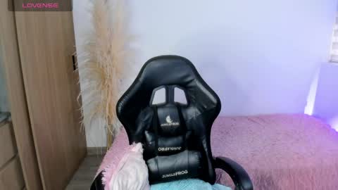 Cami online show from April 10, 9:52 pm