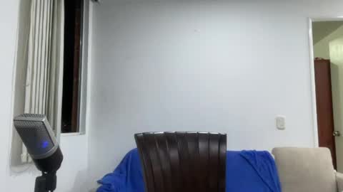 bdever7 online show from April 21, 2:51 am