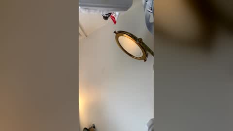 Beachlover39 online show from April 21, 9:05 am