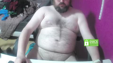 bear282667 online show from April 10, 11:04 am