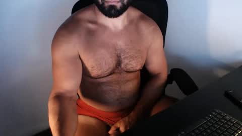 Beard Guy online show from November 11, 8:33 pm