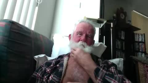 beardbushy online show from April 23, 3:57 pm