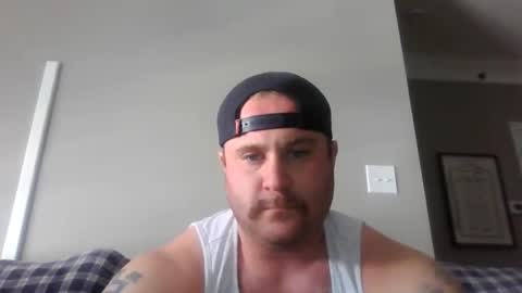 bearded4urpleasure online show from May 1, 6:02 pm