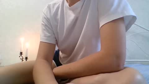 BeatriceTender online show from October 15, 9:32 am