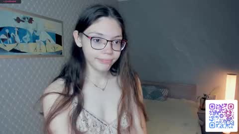 Snapshot of beatrixcutsforth chatting on September 28, 7:01 pm Beatrix or Triss3 online show from September 28, 7:01 pm
