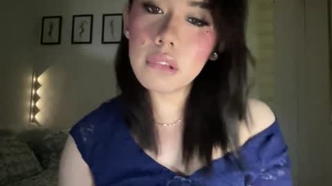 Snapshot of beautiful_lust69 chatting on October 21, 3:00 am Sweet Aya online show from October 21, 3:00 am