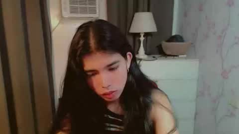 TRIXIE online show from April 1, 1:41 pm